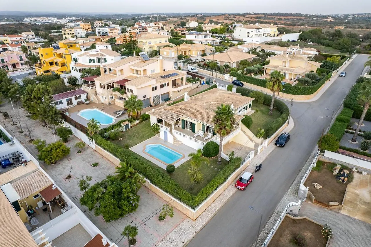 Villa A Tipica Casa De Ferias Parchal